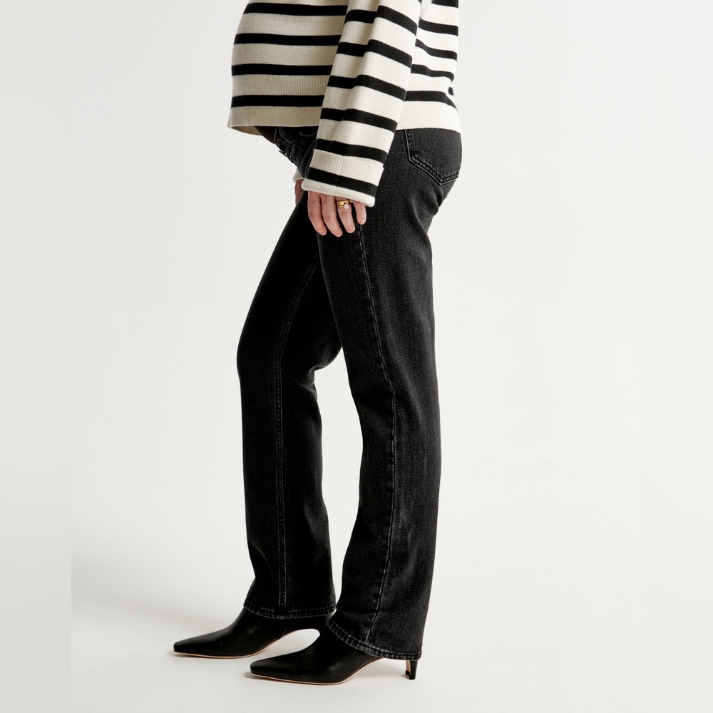 Abercrombie Straight 90s Maternity Jean in Washed Black